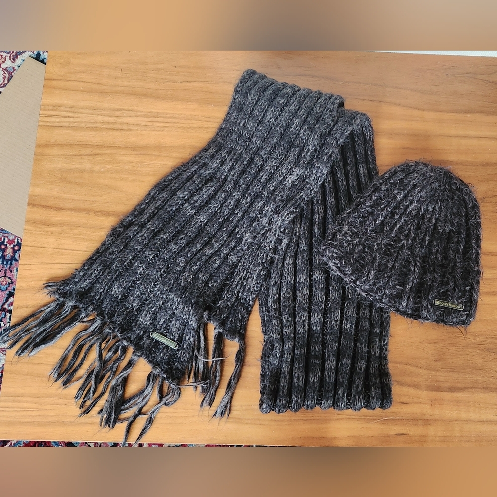 Very warm scarf and fleece lined beanie